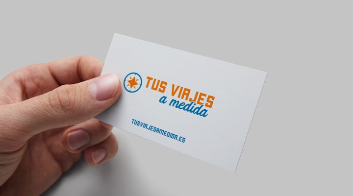 mockup-TusViajesaMedida-01.jpg